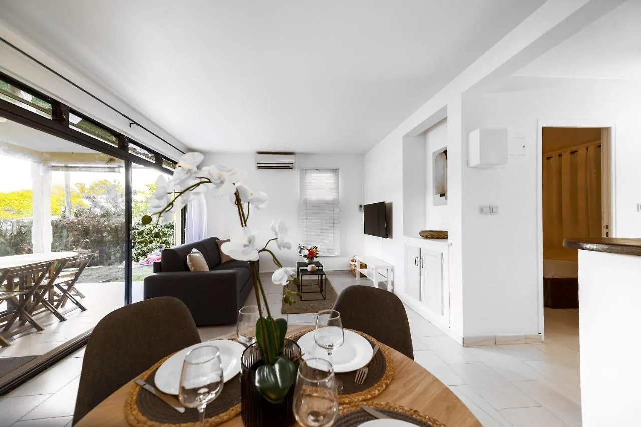 Appartement Eirene Les Trois-Ilets 0*,  Martinique